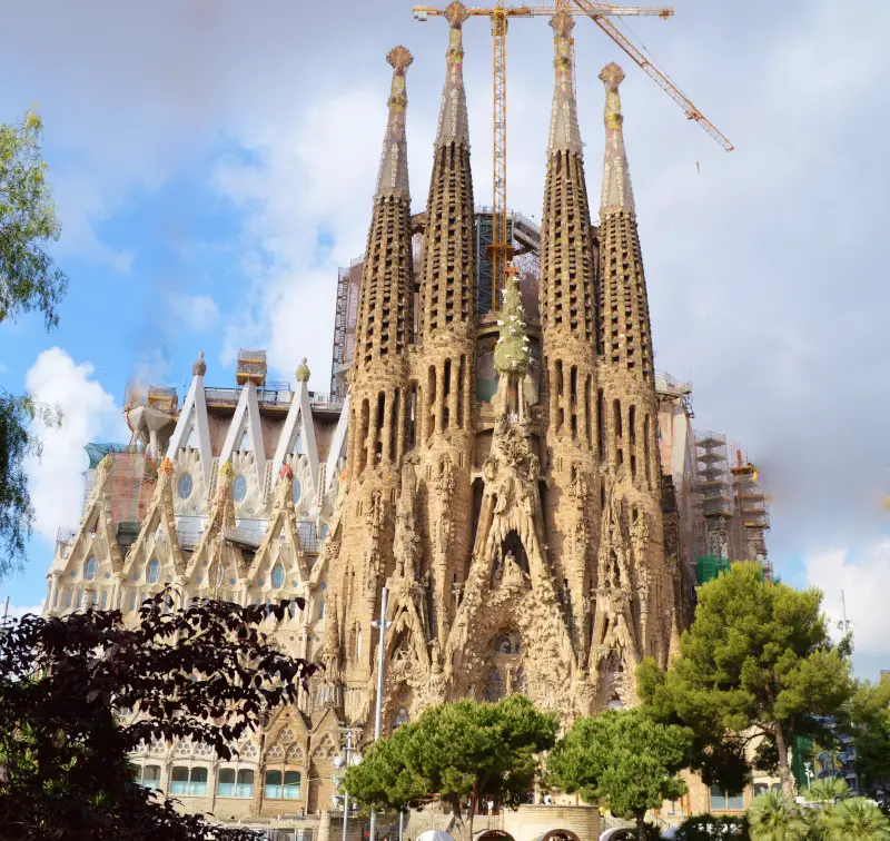 Sagrada Familia Spanish Art Nouveau par Gaudi, image reproduite avec l'aimable autorisation de Rawpixel